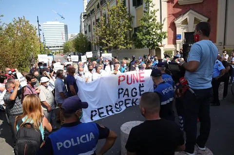 La brutalisation de la vie sensible et son lien possible avec le totalitarisme